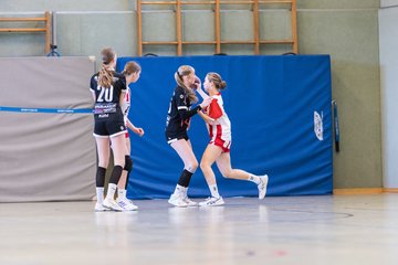 Bild 35 - wBJ SV Henstedt Ulzburg - Bramstedter TS : Ergebnis: 27:15